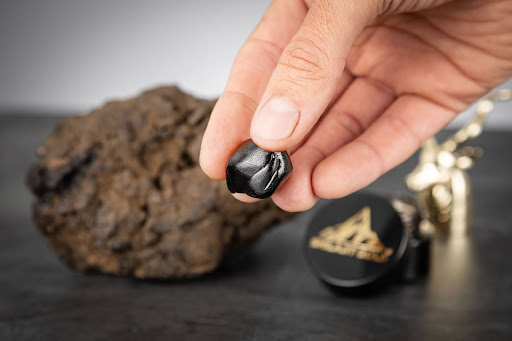 You are currently viewing Unveiling the Mysteries of Shilajit Gold: Nature’s Secret to Vitality
